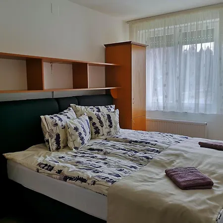 Blanka Vendeghaz Appartement