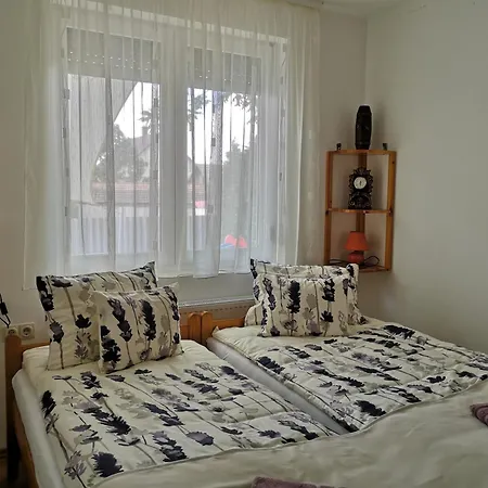 Blanka Vendeghaz Appartement
